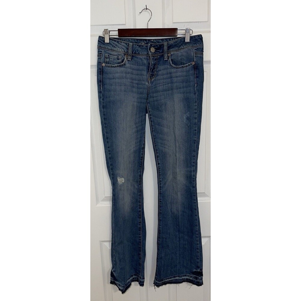 Forever 21 Size 28 Womens Distressed Jeans Low Rise Dark Wash Boot Cut